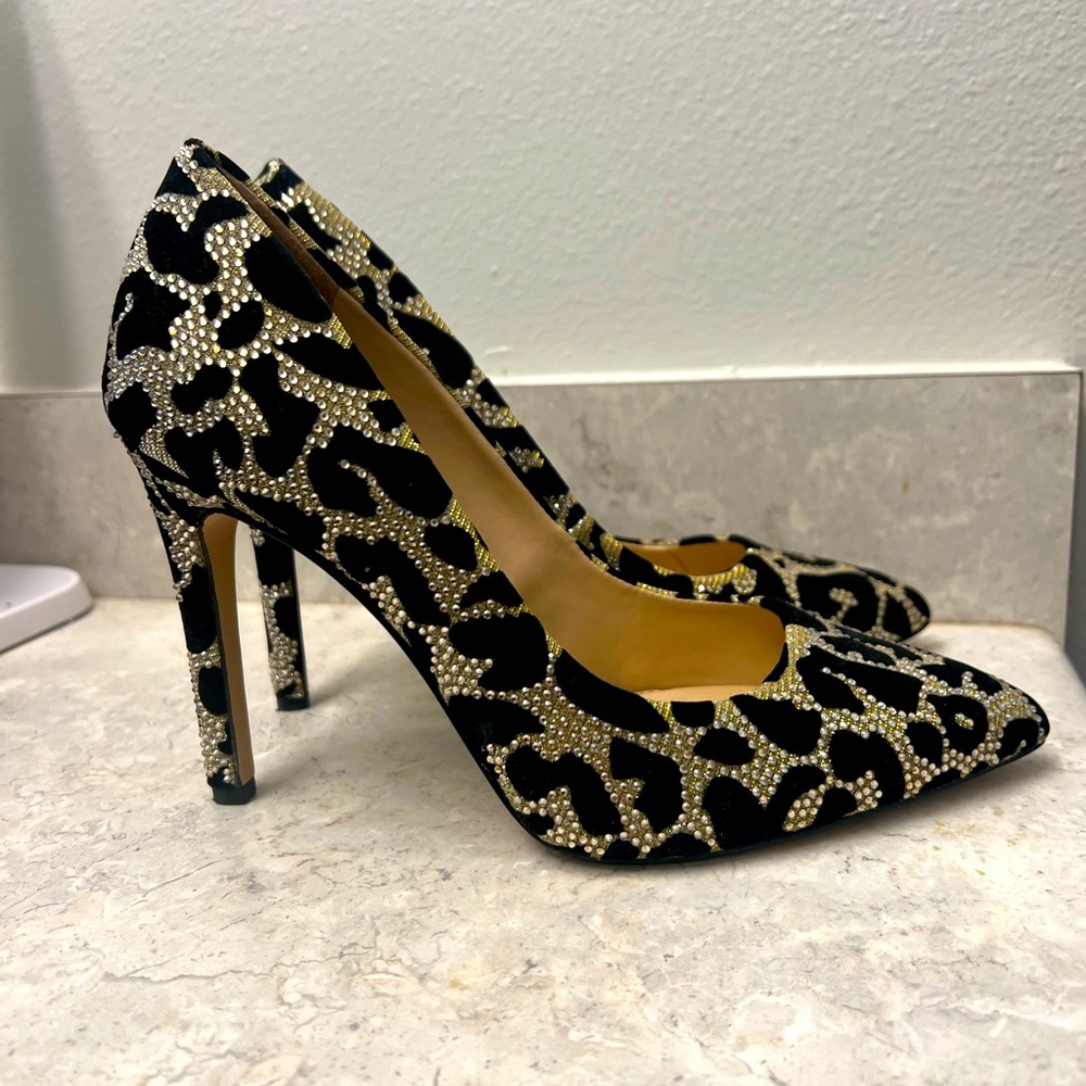 COPY - Used Gianna Bini heels/ Black with leopard print.